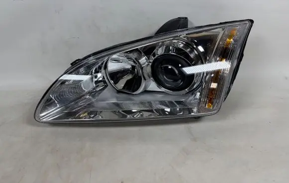 Ford Focus Headlight/headlamp