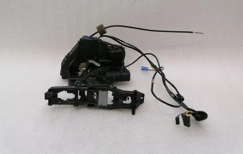 Mercedes-Benz CLS C219 Front door lock A2197300635