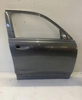 Mercedes-Benz GLB x247 Front door