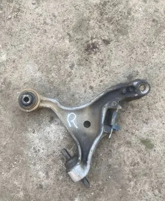 Volvo V70 Front lower control arm/wishbone 66200121