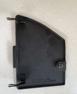 Subaru Outback Trunk/boot lower side trim panel 