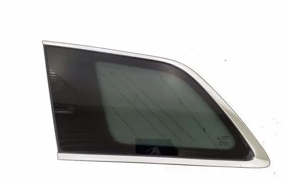Rear side window