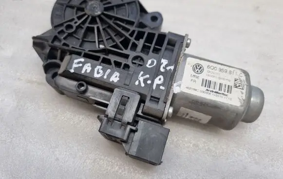 Skoda Fabia Mk2 (5J) Rear door window regulator motor 6Q0959811C