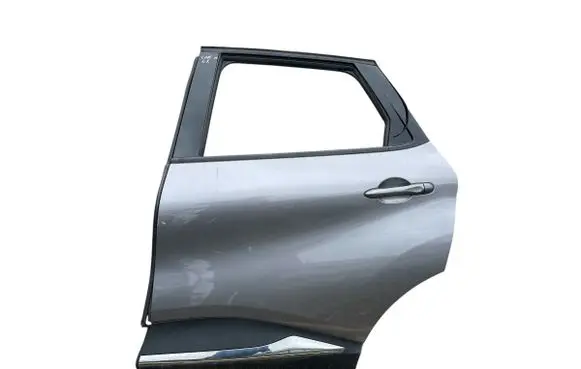 Renault Captur Rear door