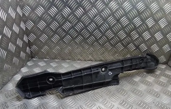 Lexus ES 250 - 300 - 330 Fender mounting bracket 5382733080