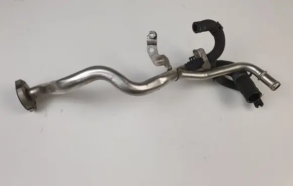 Opel Astra J Engine coolant pipe/hose 55592000