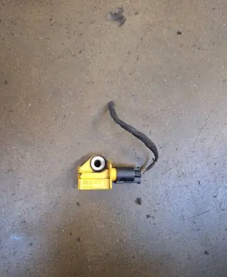 Mercedes-Benz E W212 Airbag deployment crash/impact sensor A2128210351 5WK44109