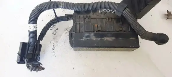 Nissan X-Trail T30 Fuse box set 71543266ya1 24382au010