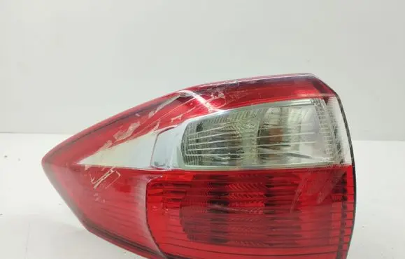 Ford C-MAX II Rear/tail lights AM5113405BF