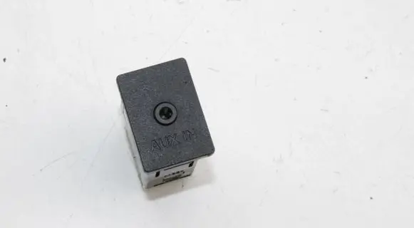 Mazda MX-5 NC Miata AUX in-socket connector NH5266DFX