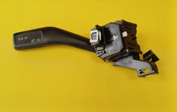 Volkswagen Golf V Indicator stalk 1K0953513