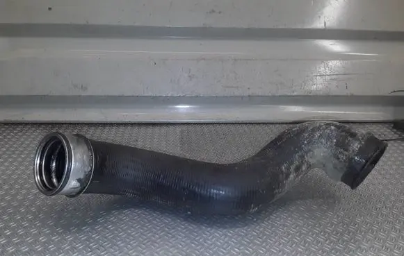 Audi A4 S4 B6 8E 8H Intercooler hose/pipe 