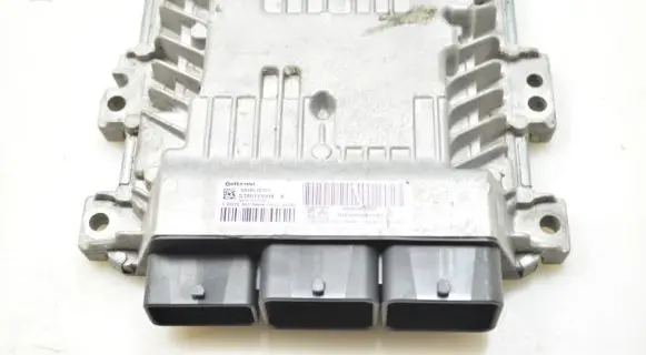 Peugeot 3008 I Engine control unit/module 9666681180
