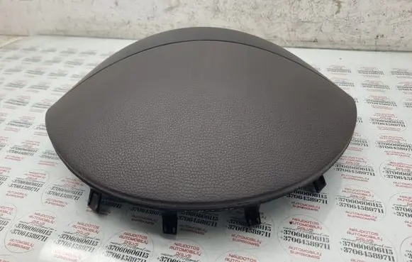Volkswagen Touareg I Dashboard trim 7L6858291D
