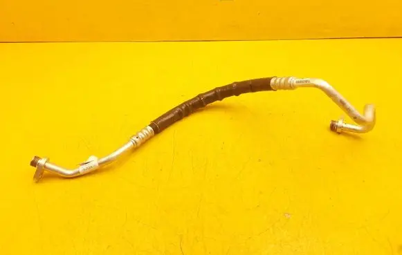 Peugeot 3008 III Air conditioning (A/C) pipe/hose 9842775680