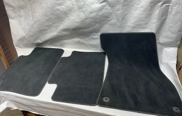 Audi e-tron Car floor mat set 