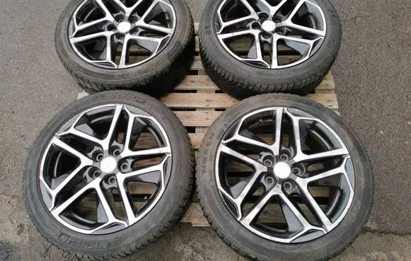 Peugeot 308 R17 alloy rim 
