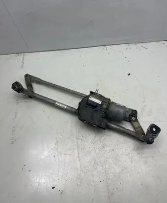 Front wiper linkage and motor