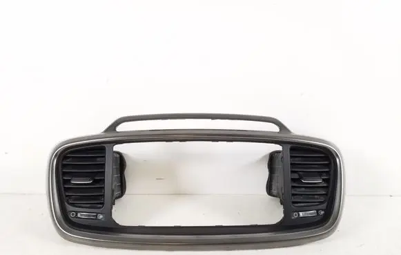 KIA Sorento Dash center air vent grill 84740-C5100