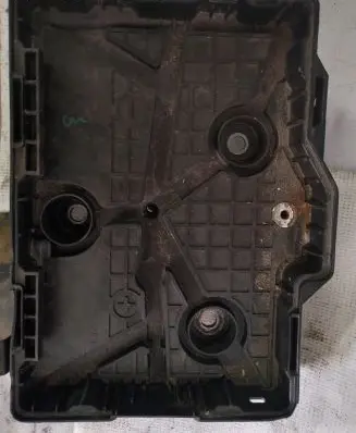 Renault Captur Battery box tray 648947355R