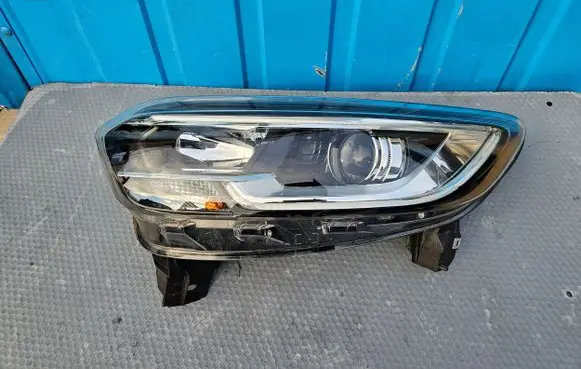 Renault Kadjar Headlight/headlamp 260605720R 01177001