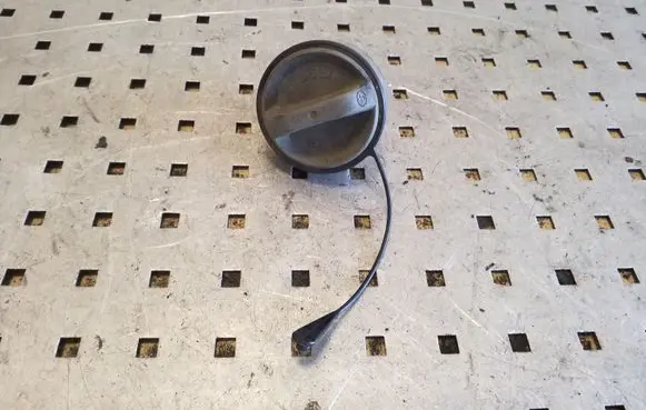 Toyota Yaris Fuel tank filler cap 