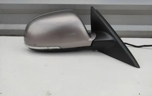 Skoda Superb B6 (3T) Front door electric wing mirror 