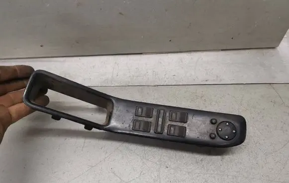 Audi 80 90 S2 B4 Electric window control switch 893867171G 893867171H 893867171J