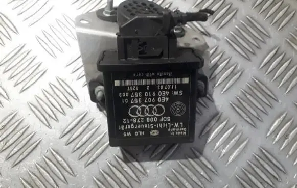 Audi A8 S8 D3 4E Light module LCM 4e0907357 4e0910357