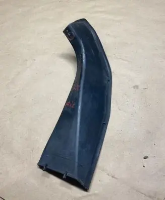 Rear/tail light trim molding