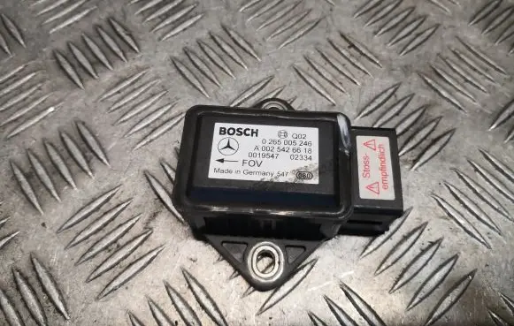 Mercedes-Benz S W220 Yaw turn rate sensor 0025426618 A0025426618