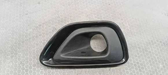 Jeep Grand Cherokee Front fog light trim/grill