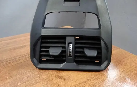 BMW 4 G22 G23 G24 G26 Dash center air vent grill 5A05665