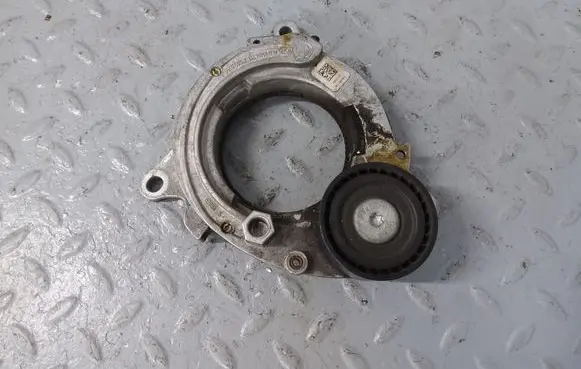 BMW 1 F40 Alternator belt tensioner 11289485813 9485813