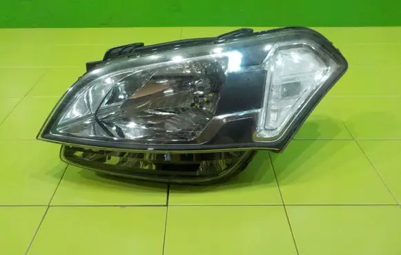 KIA Soul Headlight/headlamp PRZOD XP269