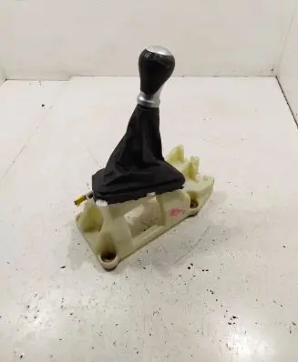 KIA Picanto Gear shifter/selector 437001YXXX