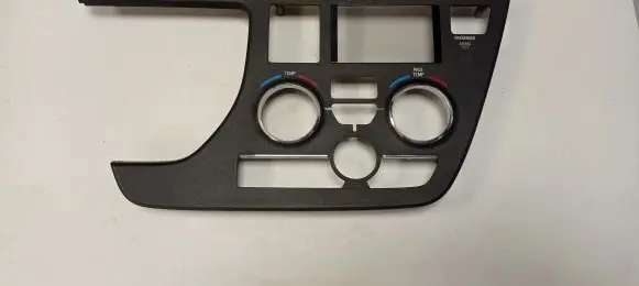 Toyota Sienna XL30 III Dashboard center trim panel KIP5P49 KIP5P483