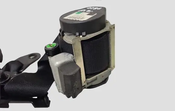 Ford Mondeo MK IV Front seatbelt 6G9N61294AFW