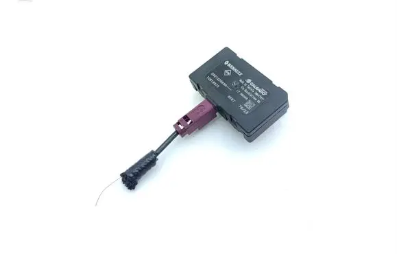 Renault Trafic III (X82) Aerial antenna amplifier 282122683R 10618975