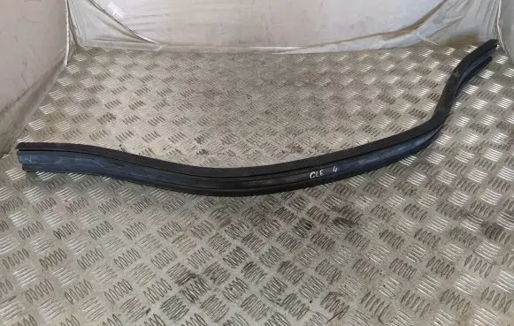 Mercedes-Benz GLE (W166 - C292) Engine compartment rubber A1668870098