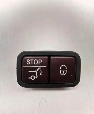 Mercedes-Benz C AMG W205 Tailgate/boot open switch button A2128210551