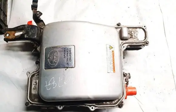 Toyota Prius (XW20) Voltage converter inverter g920047121 g9200-47121