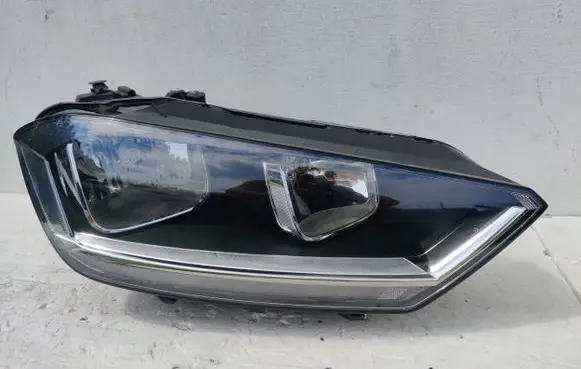 Volkswagen Golf Sportsvan Headlight/headlamp 517941006C