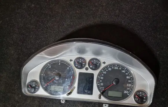 Volkswagen Sharan Speedometer (instrument cluster) 7M3920841 1J0035191A