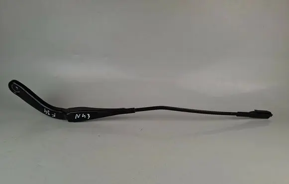Front wiper blade arm