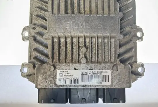 Peugeot 807 Engine control unit/module SW9664807580 5WS40660AT HW9661642180