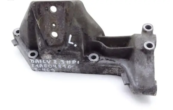 Iveco Daily 4th gen Engine mounting bracket 500376599