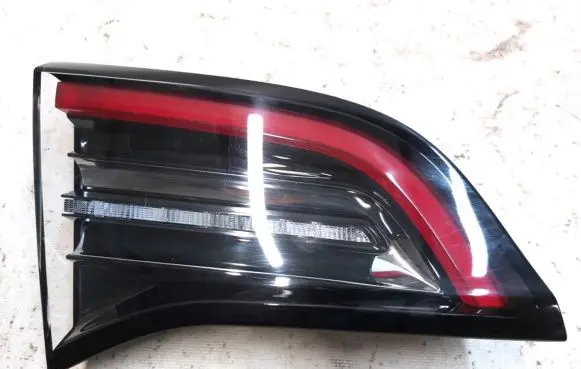 Tesla Model Y Tailgate rear/tail lights 150208800B 1502088