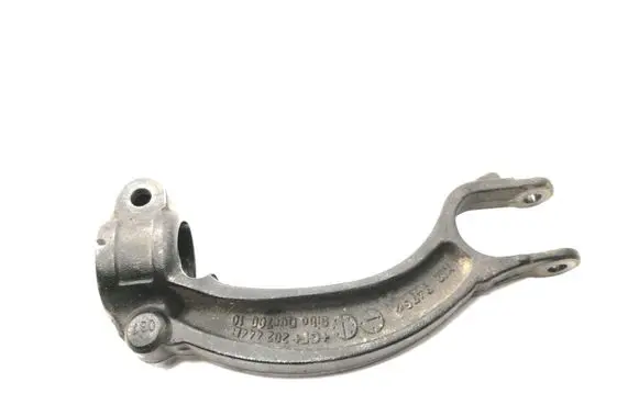 Audi A8 S8 D4 4H Lower shock absorber bracket 8R0413037B