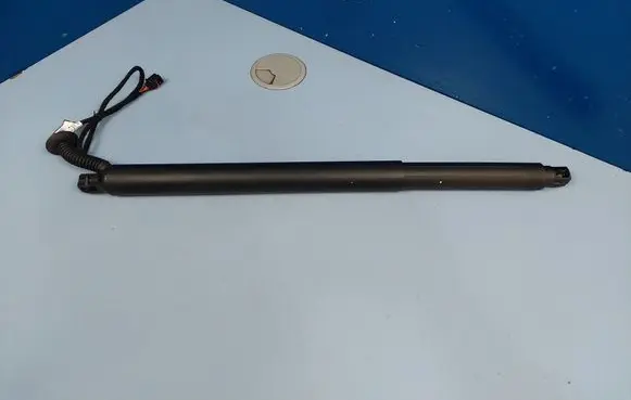 Volvo XC90 Tailgate/trunk strut/damper 31690604 31457610